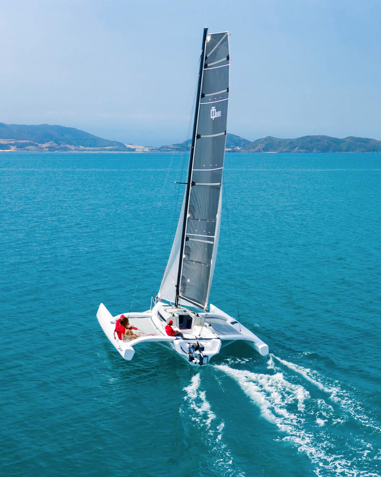 trimarano 5 metri